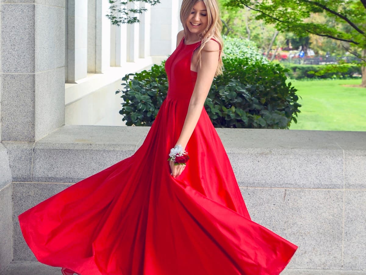 Cruise formal-night gown